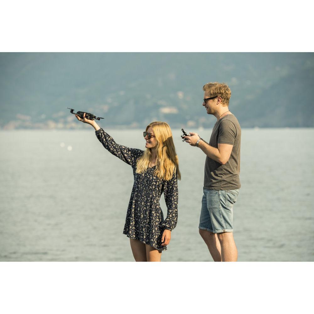 YUNEEC Mantis Q Drone