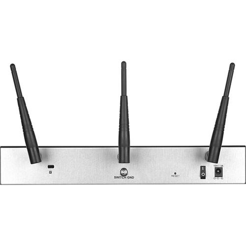 D-Link DSR-1000AC Wireless Dual WAN 4-Port Gigabit VPN Router with 802.11ac Support