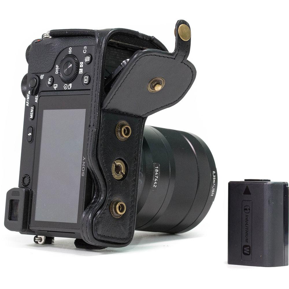 MegaGear Ever Ready Genuine Leather Case & Strap for Sony a6500 with 16-70mm Lens