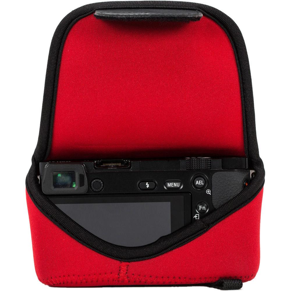 MegaGear MG1021 Ultra Light Neoprene Case with Carabiner for Olympus PEN E-PL8