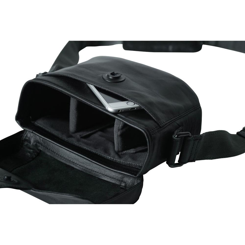 compagnon "The Nano Messenger" Leather Camera Bag