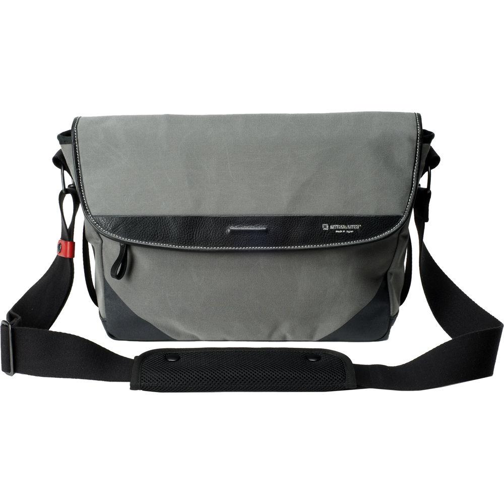 Artisan & Artist ACAM-9100 Camera Shoulder Bag