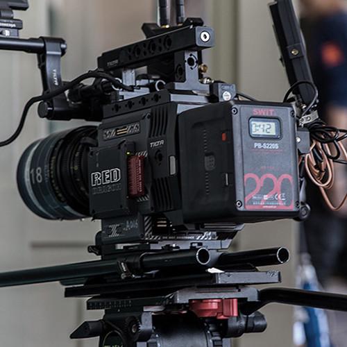 SWIT PB-S220S 14.4V 220Wh Multi D-Tap Heavy-Duty Digital Battery