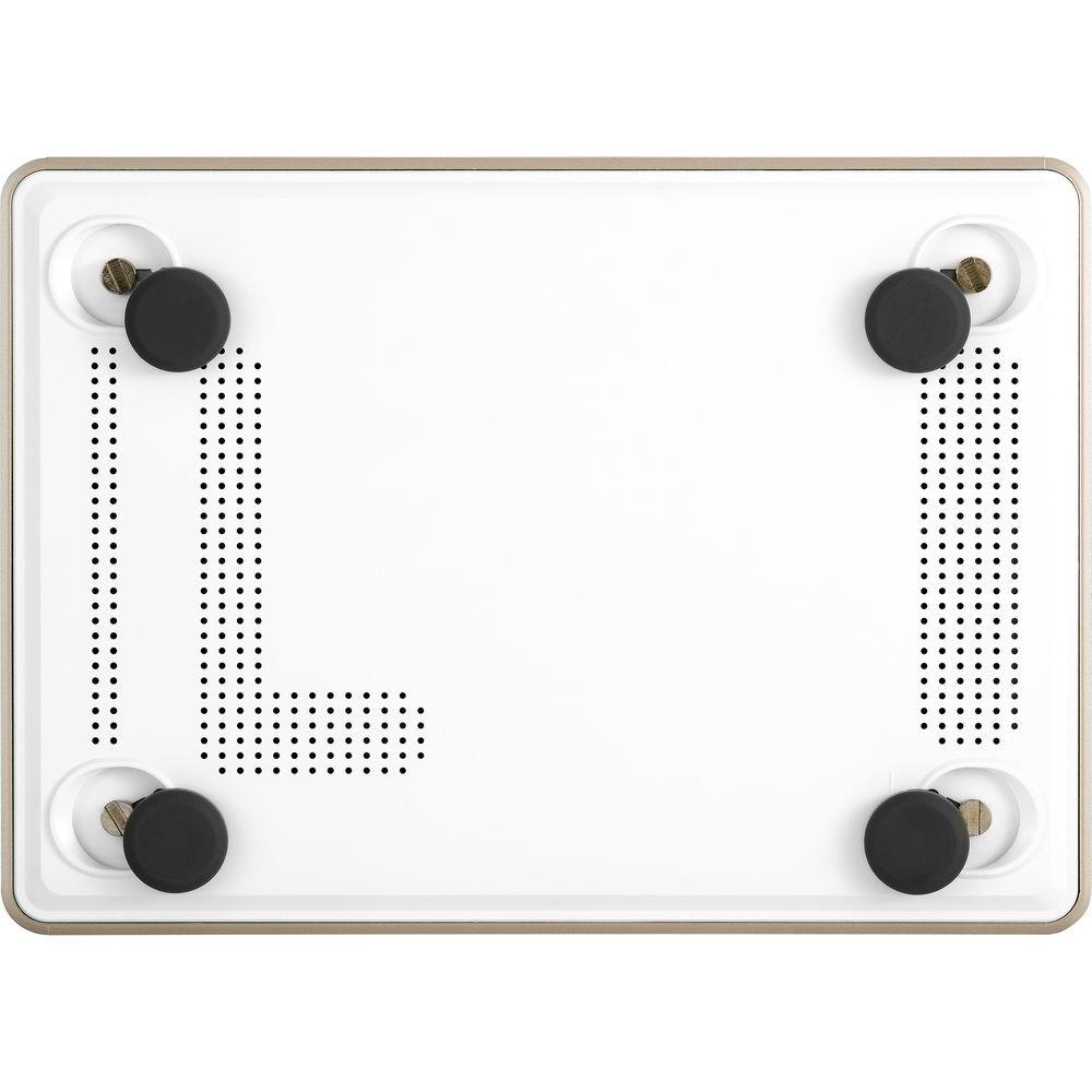 QNAP Quad-core 4-bay M.2 SATA SSD NASbook