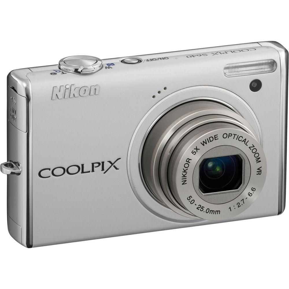 Nikon CoolPix S640 Digital Camera - Refurbished