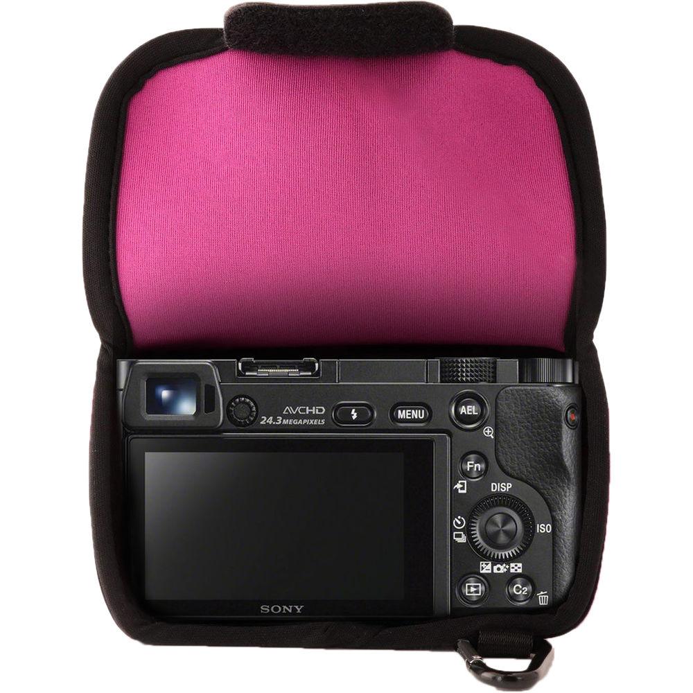 MegaGear Ultra-Light Neoprene Case for Sony Alpha NEX-F3, NEX-7, or NEX-6 with 16-50mm