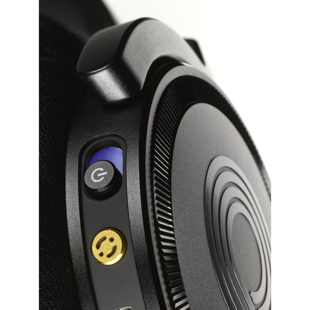 AKG N90Q Reference Class Noise Canceling Headphones