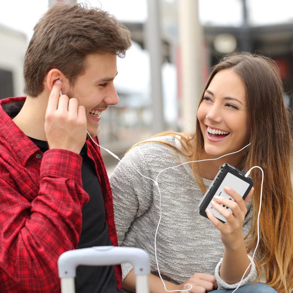 Pyle Home Portable Cassette Player and MP3 Converter Recorder