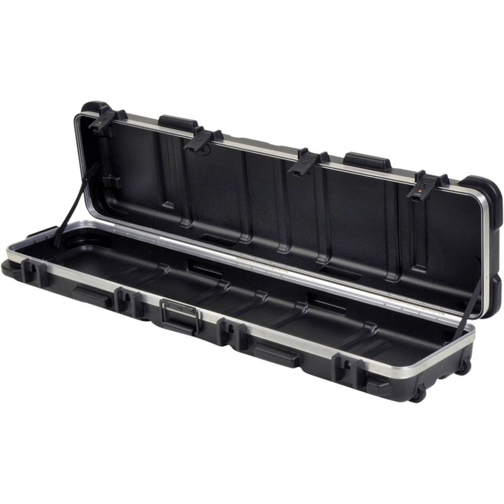 SKB 3SKB 5211W Low Profile ATA Transport Case with wheels