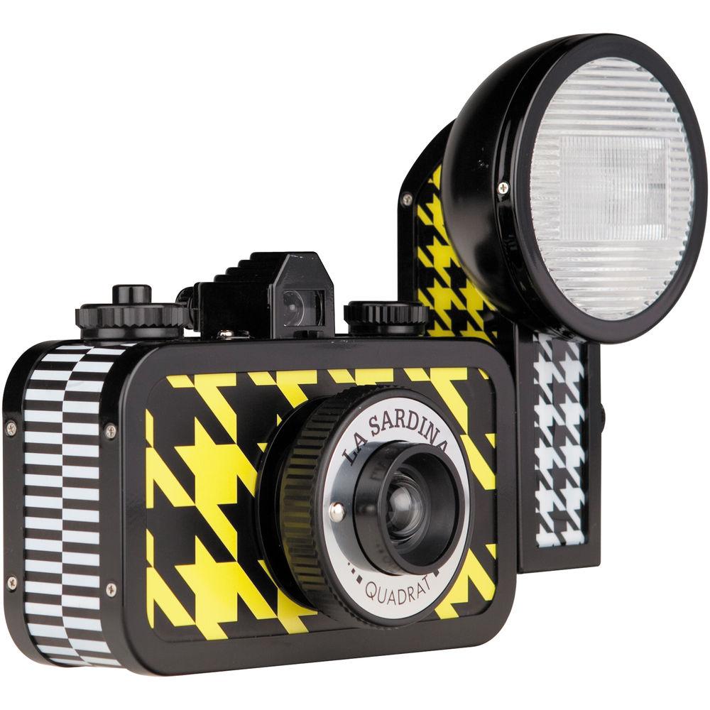 Lomography La Sardina Quadrat Camera with Flash