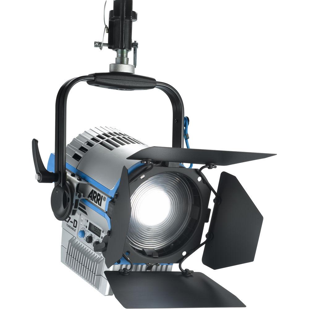 ARRI L7-DT 7" Daylight LED Fresnel with powerCON Cable