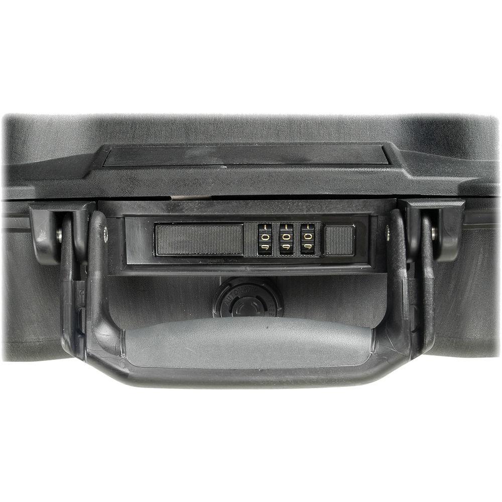 Pelican 1495NF Case without Foam