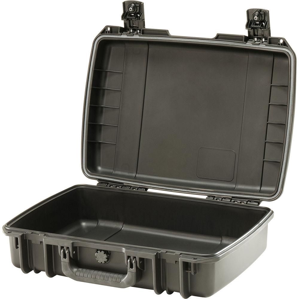 Pelican iM2370 Storm Case without Foam