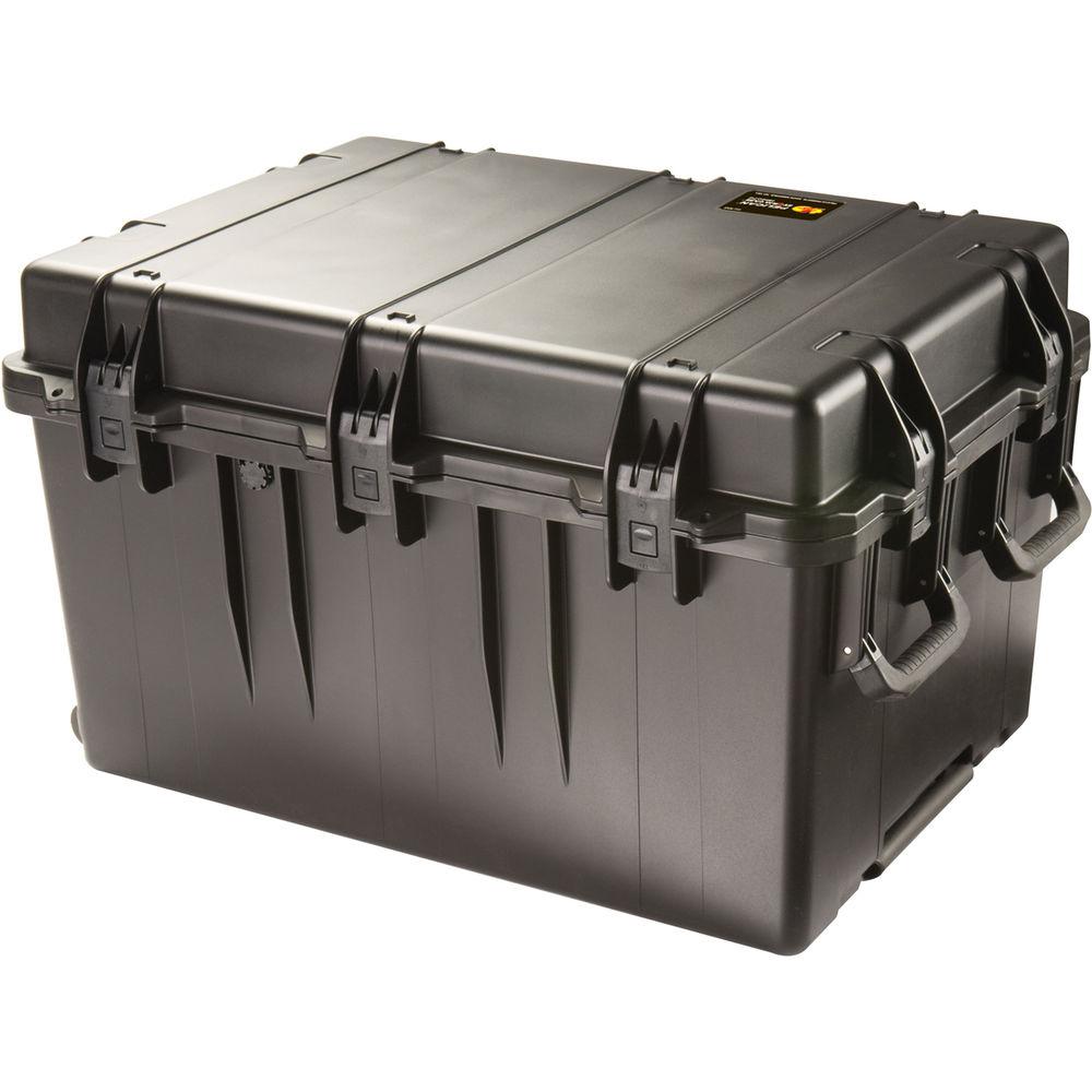 Pelican Wheeled iM3075 Storm Transport Case with Padded Dividers