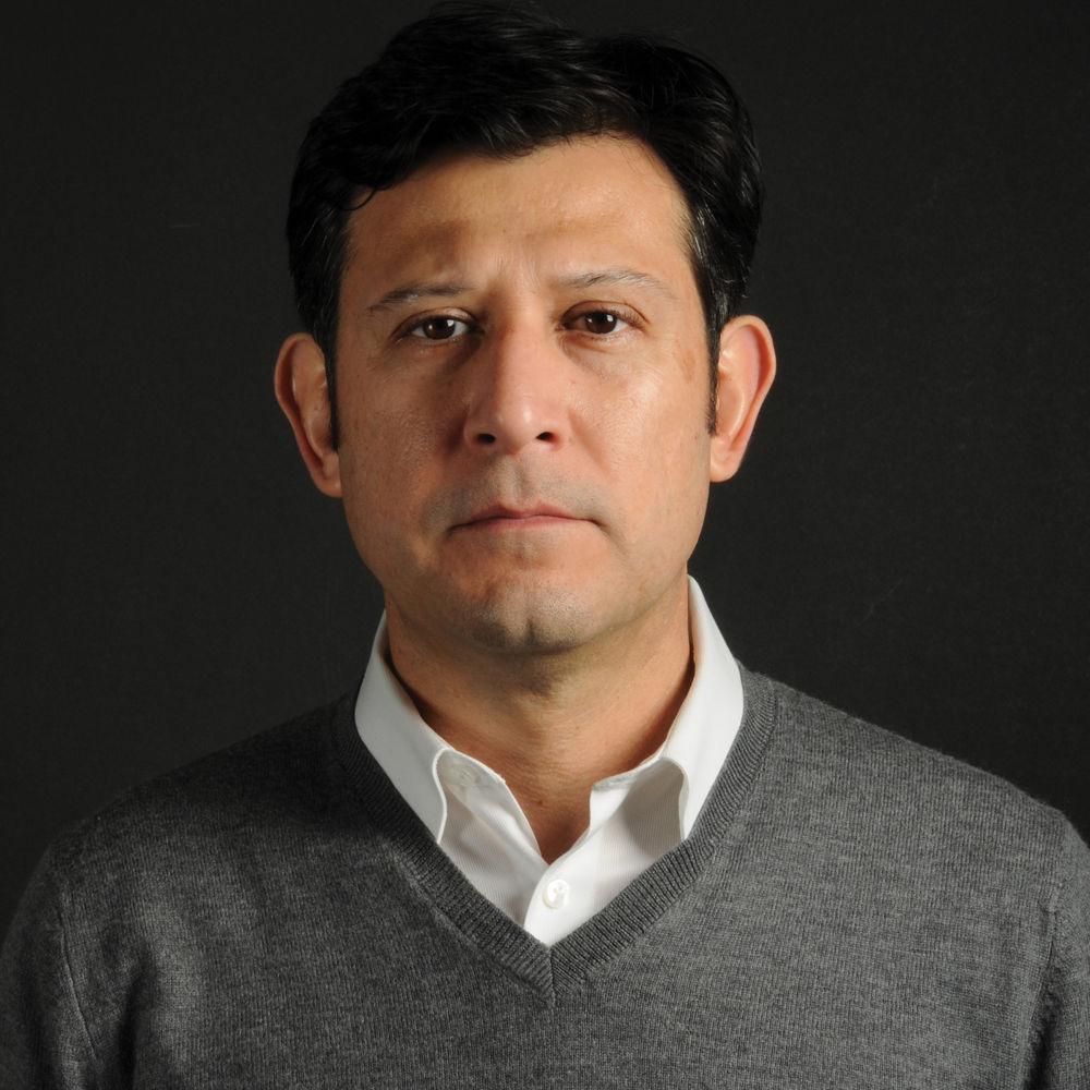 Impact Collapsible Circular Reflector Disc - Gold Silver - 32"