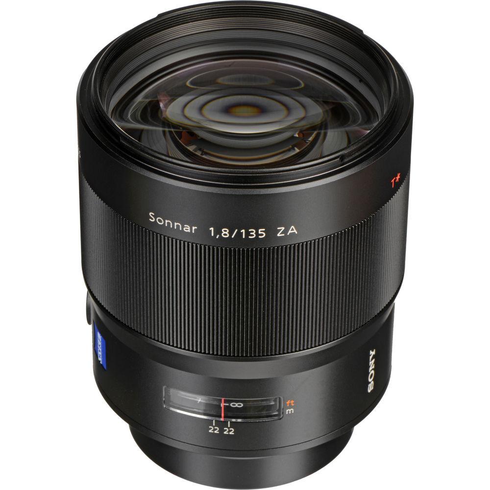 Sony Sonnar T* 135mm f 1.8 ZA Lens