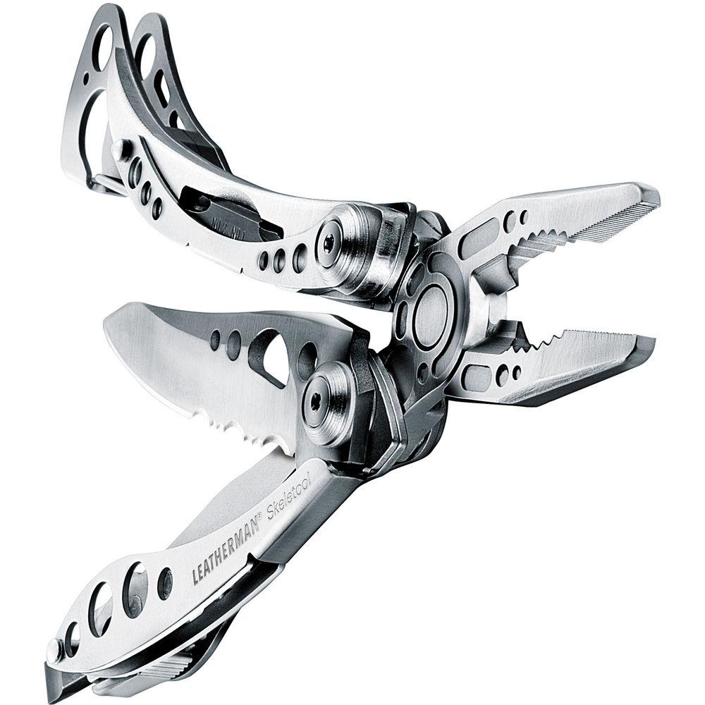 Leatherman Skeletool Multi-Tool with Nylon Sheath