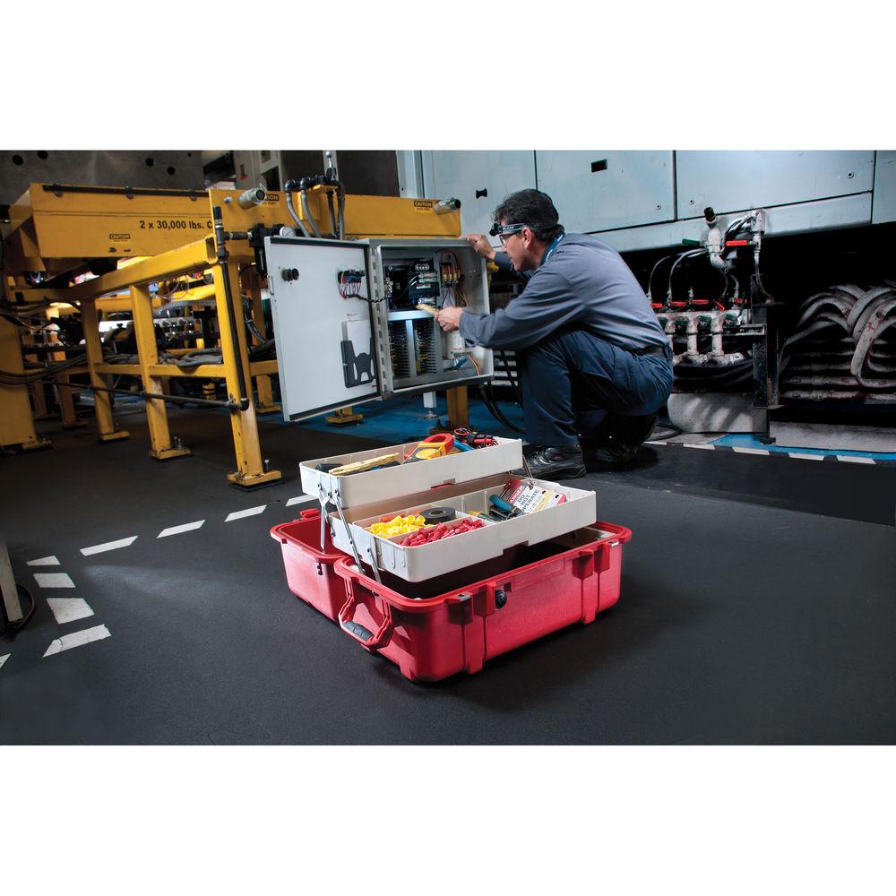 Pelican 1460EMS Case with EMS Organizer Divider Set