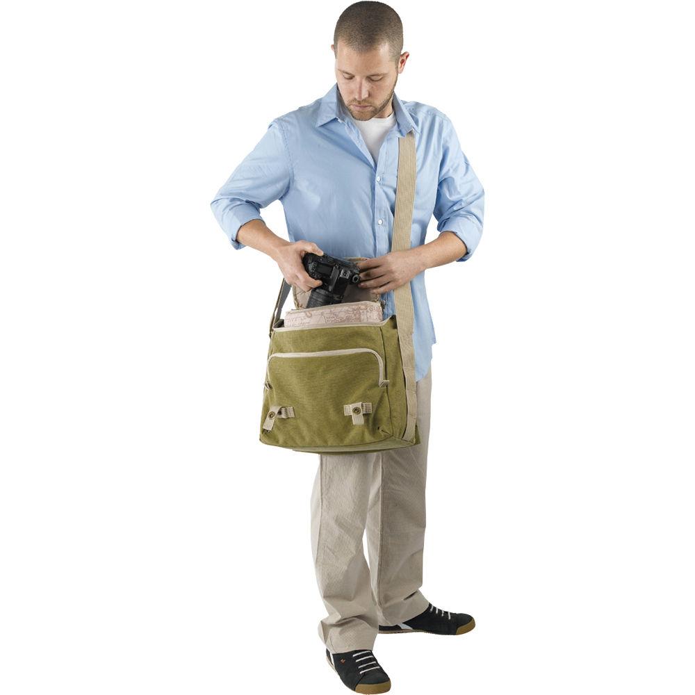 National Geographic Earth Explorer National Geographic 2476 Medium Messenger Bag